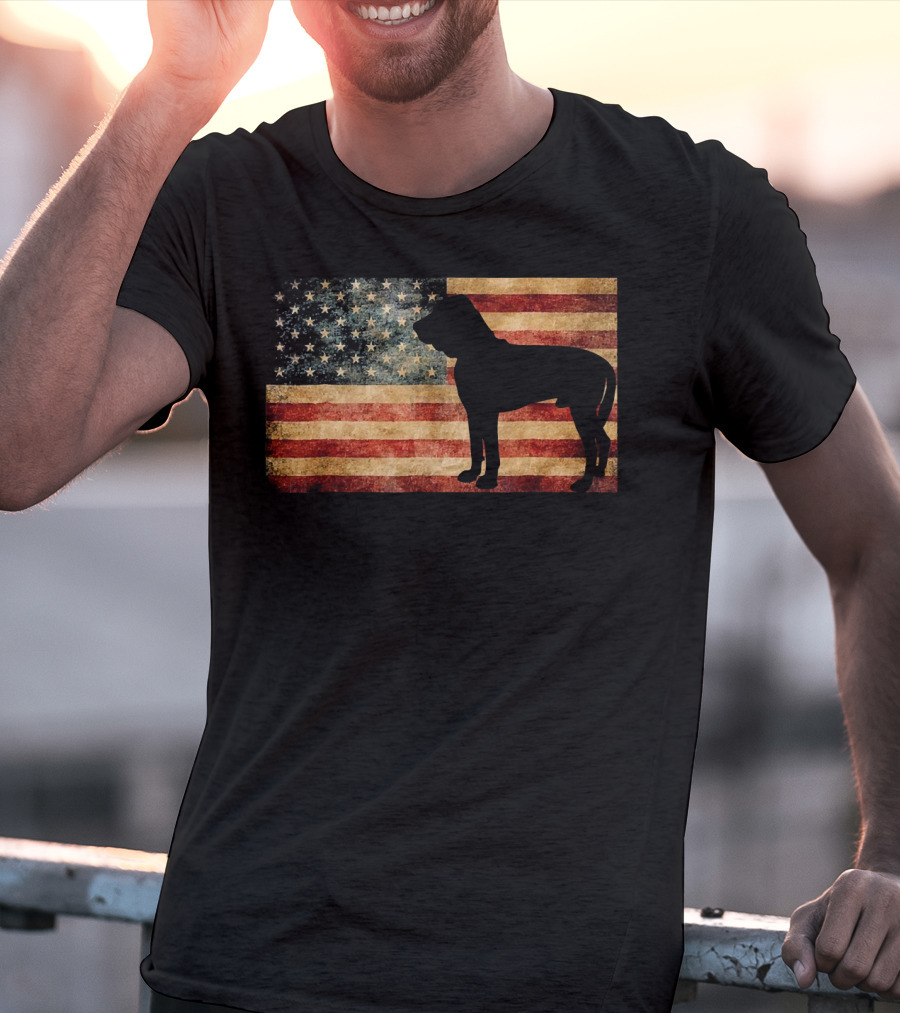 American Flag Bloodhound Silhouette On Vintage Patriot Background T-Shirt