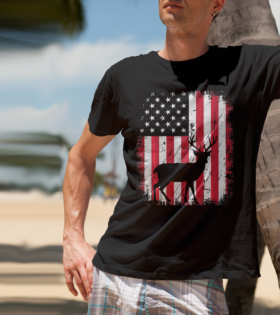 Vintage Deer USA American Flag Fourth Of July T-Shirt
