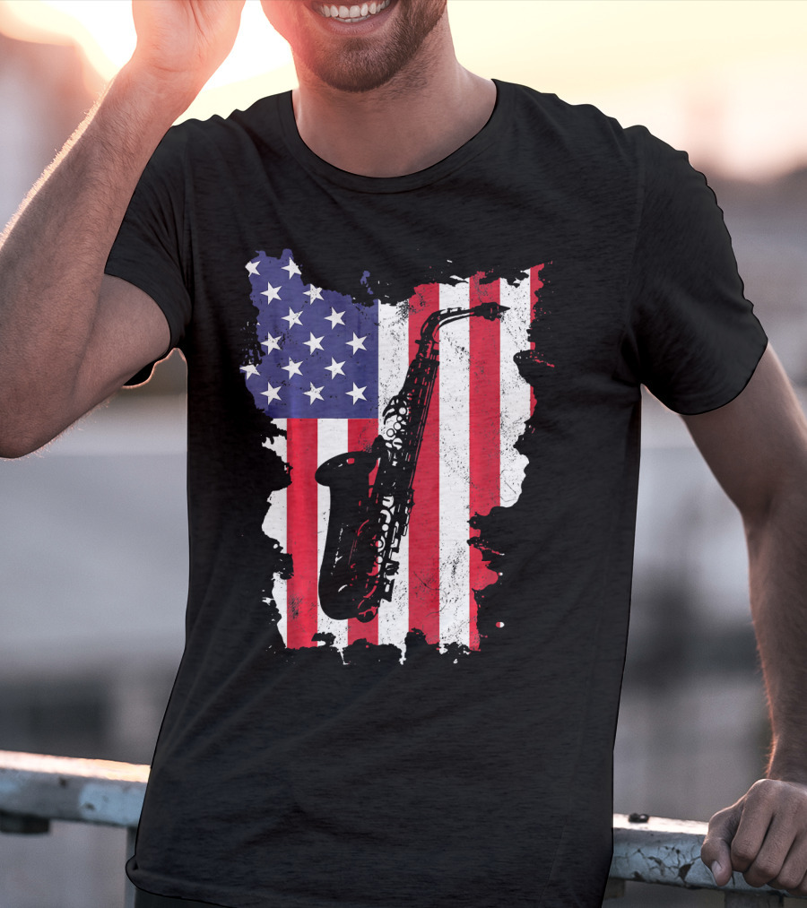 Saxophone USA Flag America Instrument T-Shirt