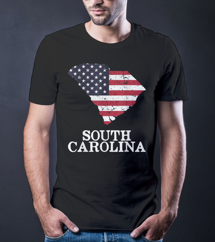 South Carolina Map With American Flag T-Shirt