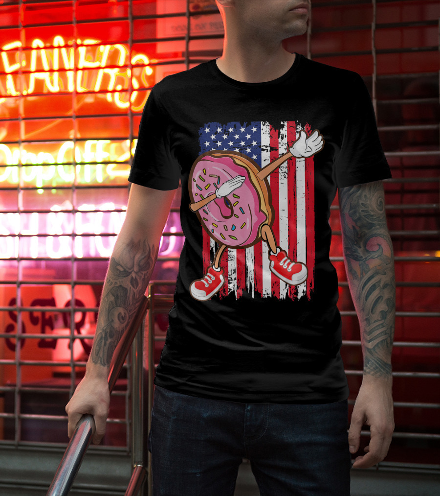 Dabbing American USA Strawberry Frosted Donut On Flag Background T-Shirt