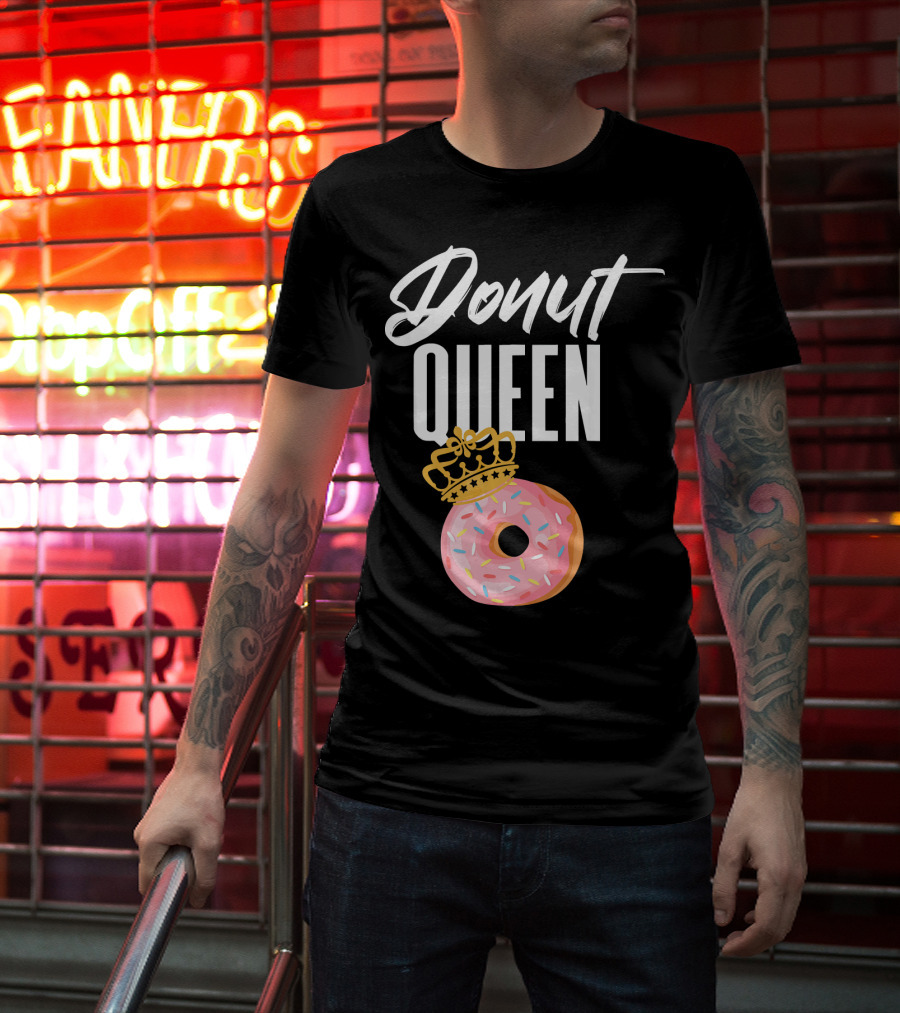 Donut Queen Sprinkled Women And Girls Pink Donut With Crown T-Shirt