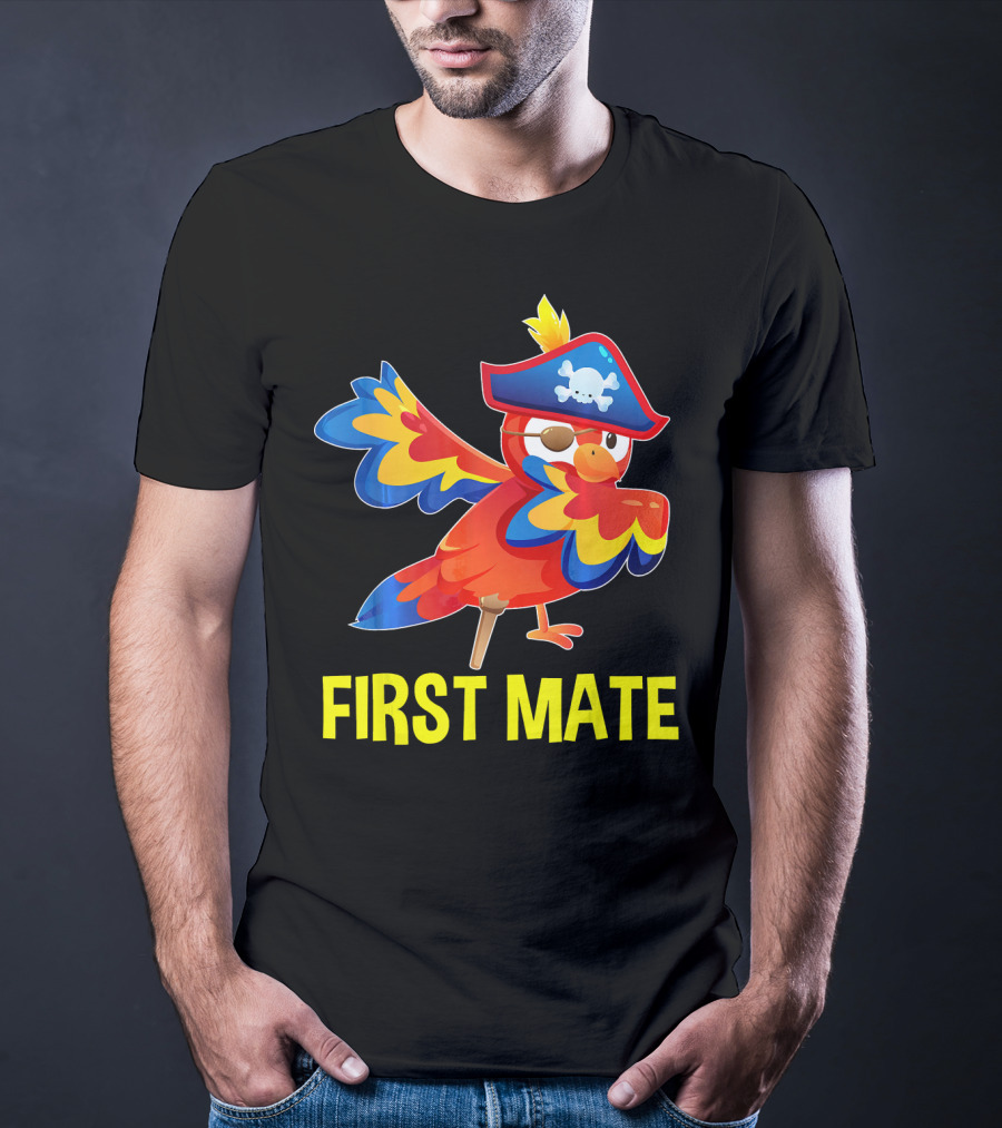 First Mate Parrot With Pirate Hat And Patch T-Shirt