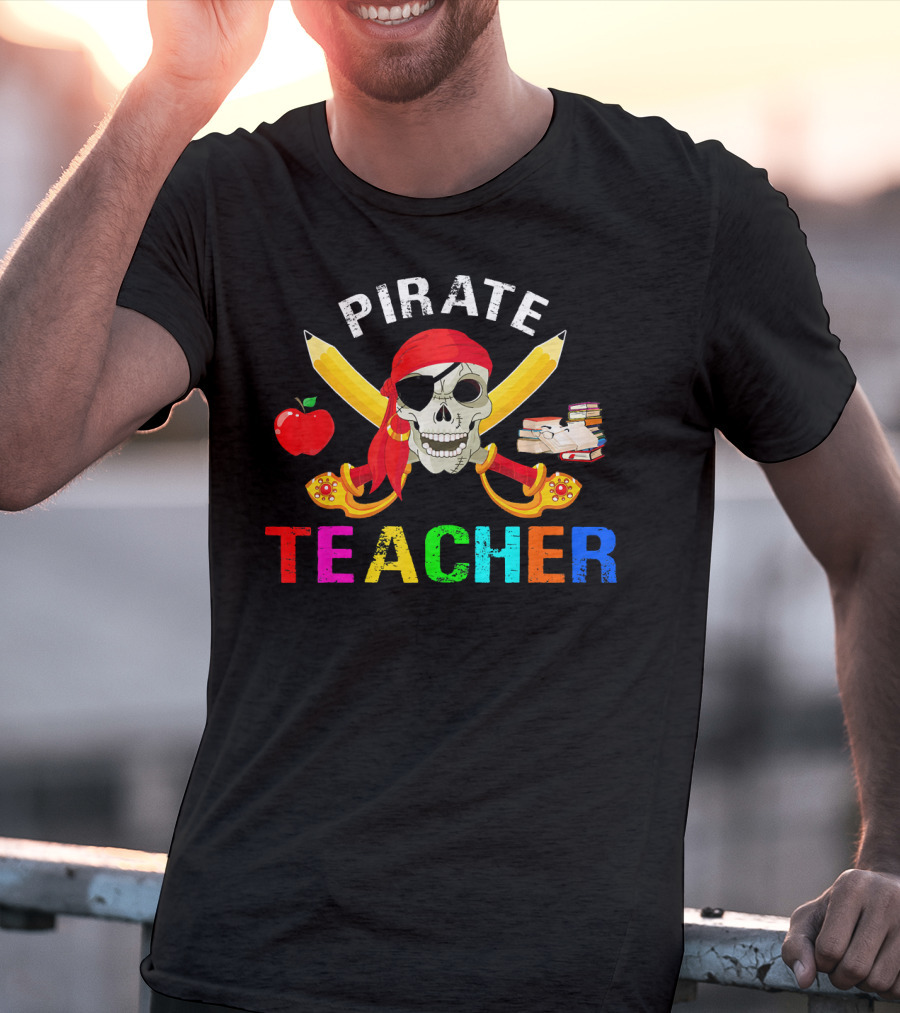 Pirate Teacher Skull Apple Books Halloween T-Shirt