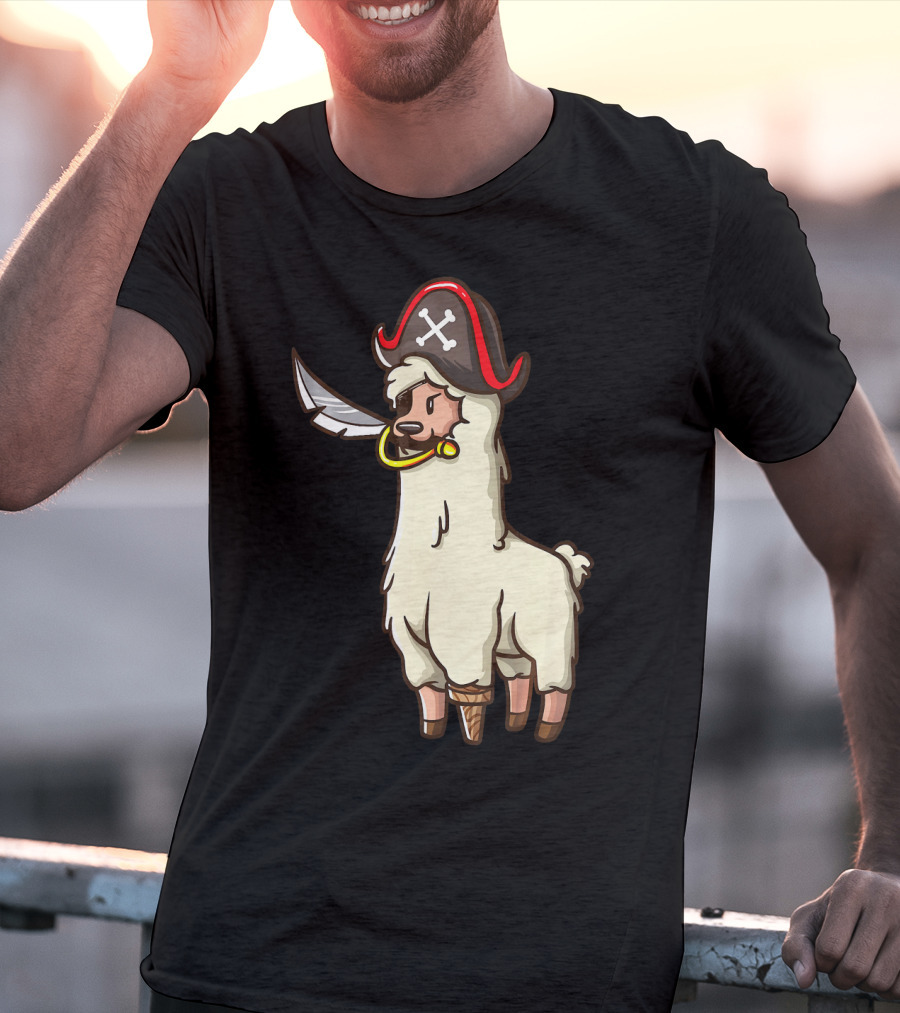 Pirate Llama With Hat And Sword Halloween Party T-Shirt