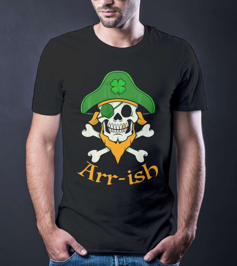 Arr-ish Pirate Skull With Shamrock Hat For St Patrick's Day T-Shirt