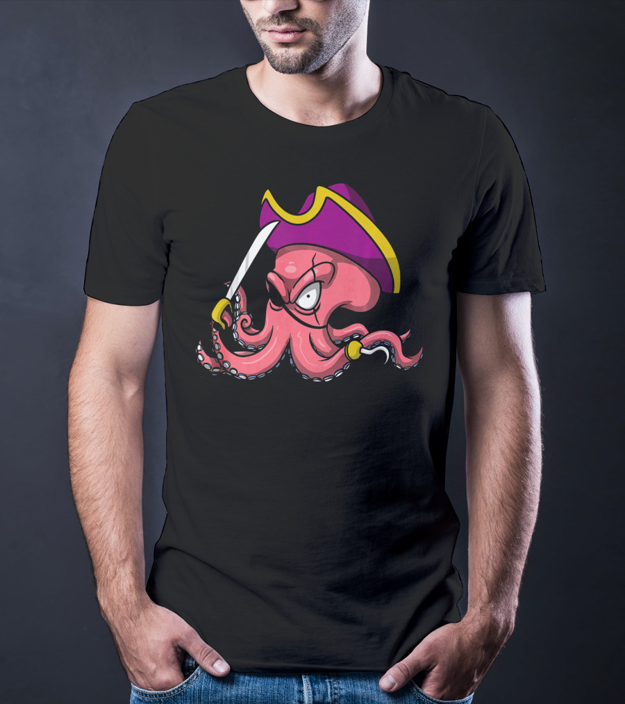Octopus Pirate Captain With Cutlass And Buccaneer Hat T-Shirt