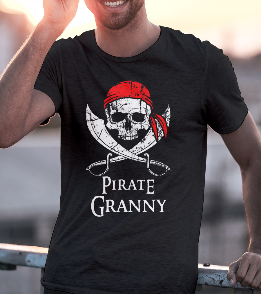 Pirate Granny Skull Red Bandana Crossed Swords T-Shirt