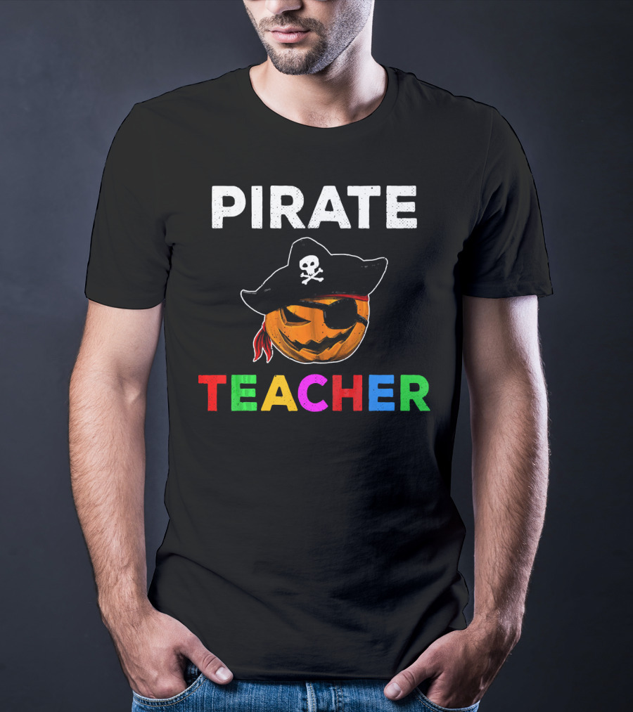 Pirate Teacher Halloween Pumpkin Skull Party T-Shirt