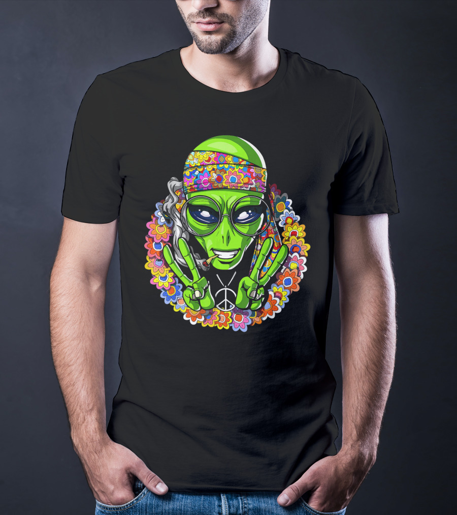 Hippie Alien Peace Sign Psychedelic Flowers Smoking Groovy T-Shirt