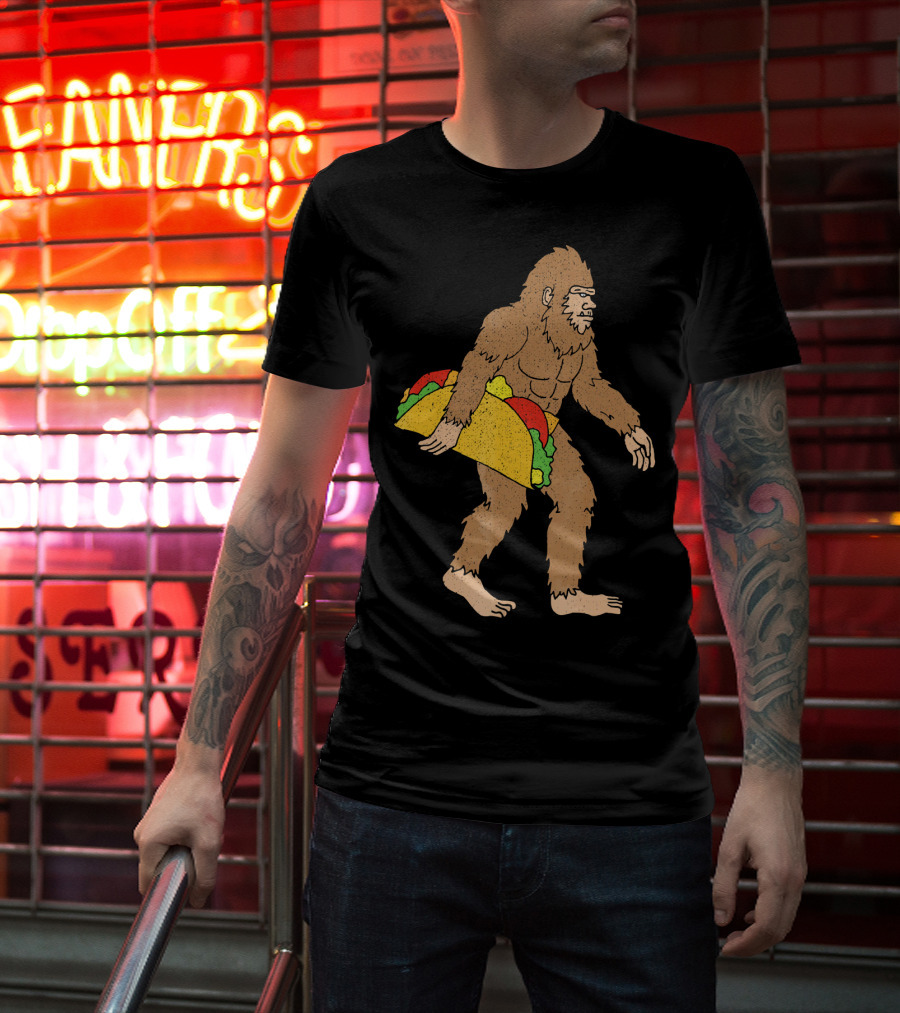Funny Yetti Big Foot Taco Holding T-Shirt