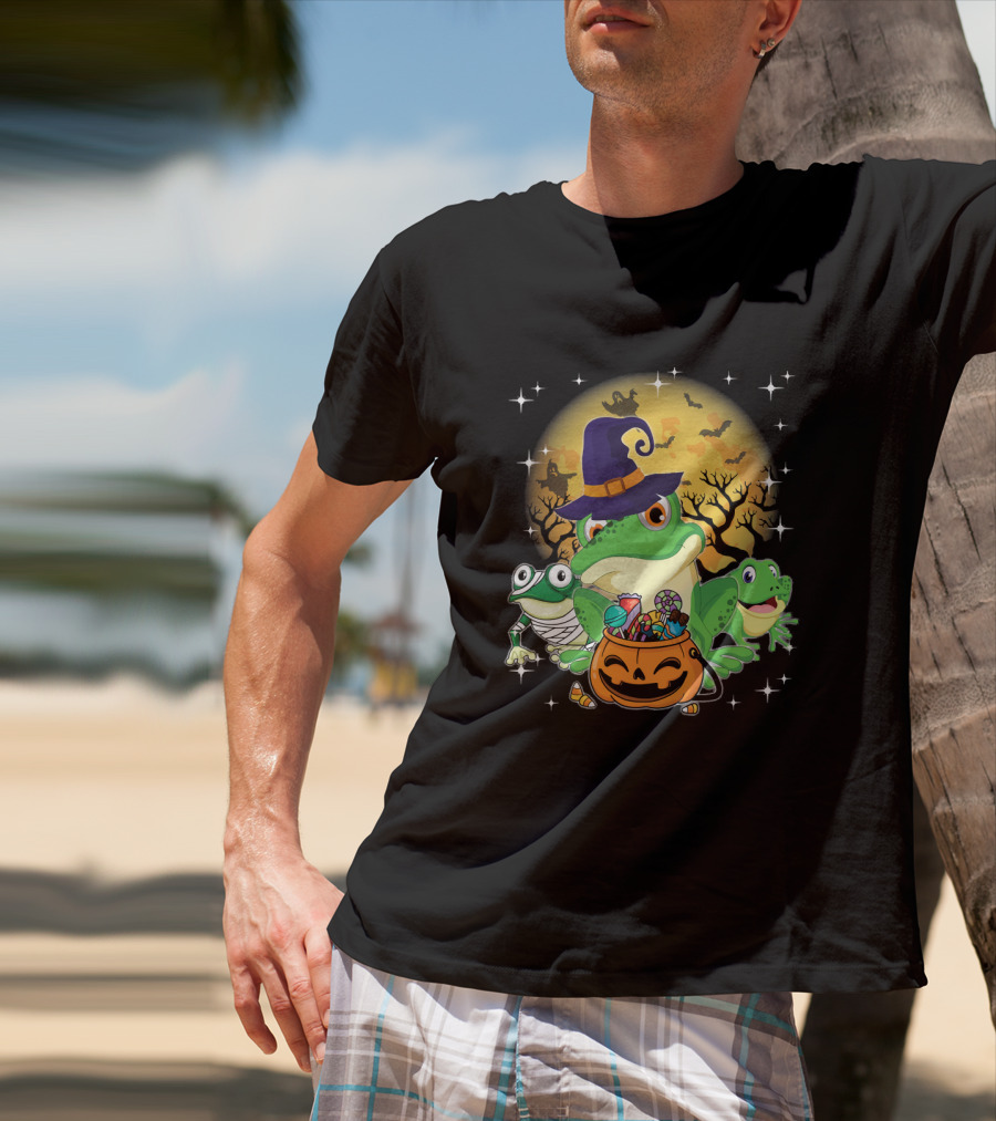 Three Frogs Mummy Witch Moon Ghosts Halloween Pumpkin T-Shirt