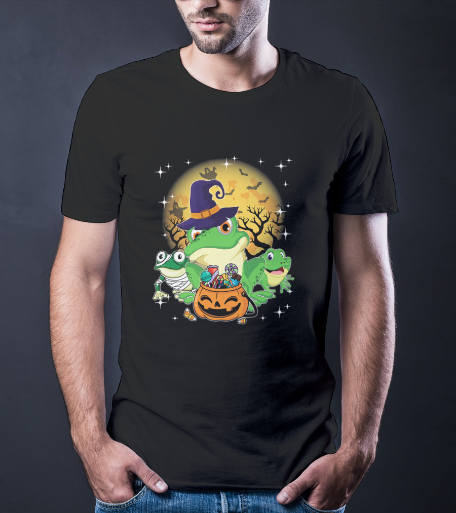 Three Frogs Mummy Witch Moon Ghosts Halloween Pumpkin T-Shirt