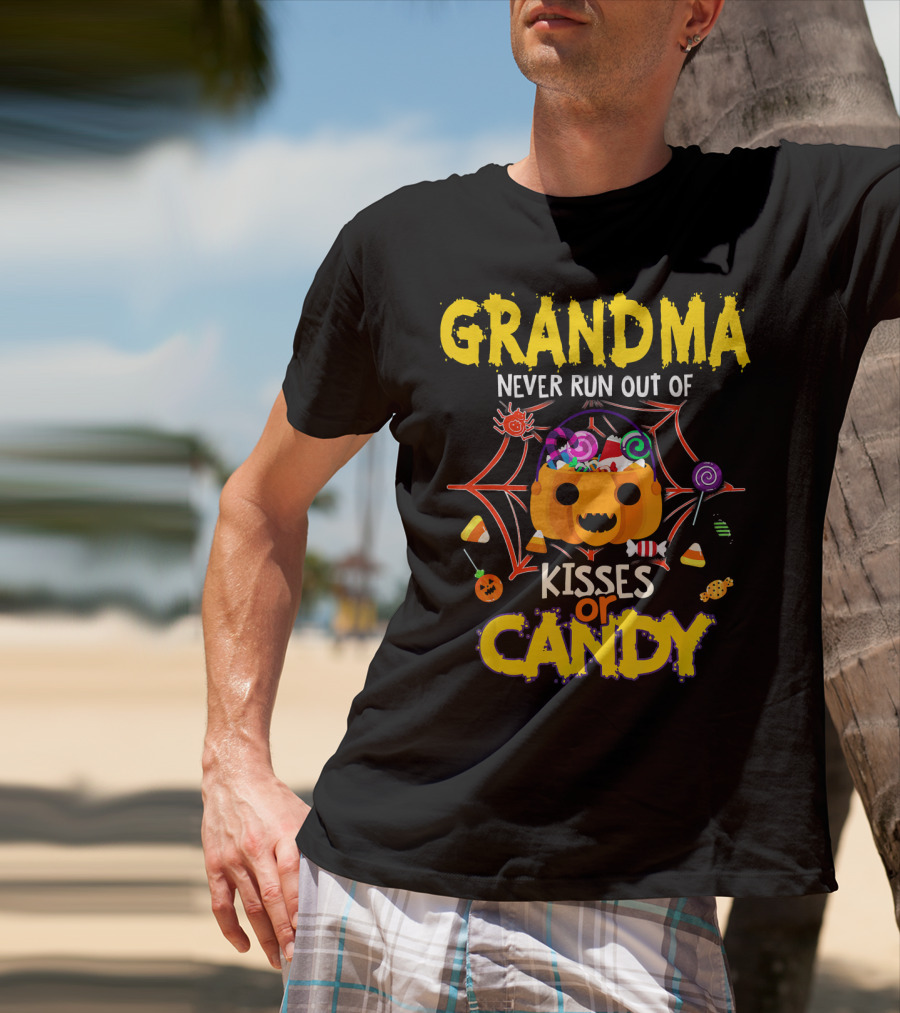 Grandma Never Run Out Of Kisses Or Candy Halloween Pumpkin Spiderweb Treats T-Shirt