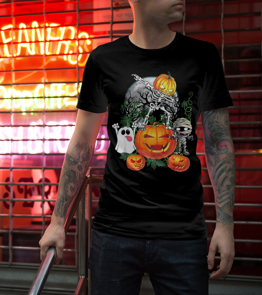 Dabbing Skeleton Pumpkin Ghost Mummy Halloween Moon Scene T-Shirt