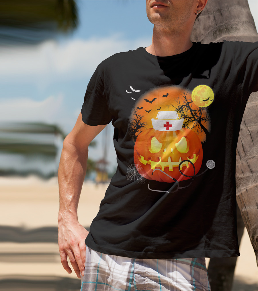 Nurse Halloween Pumpkin With Stethoscope And Bats T-Shirt