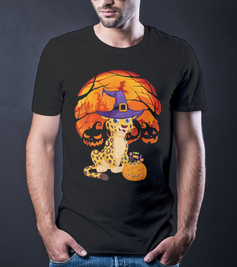 Halloween Costume Leo Witch Hat Leopard Jack-o'-Lantern Moon Shadows T-Shirt