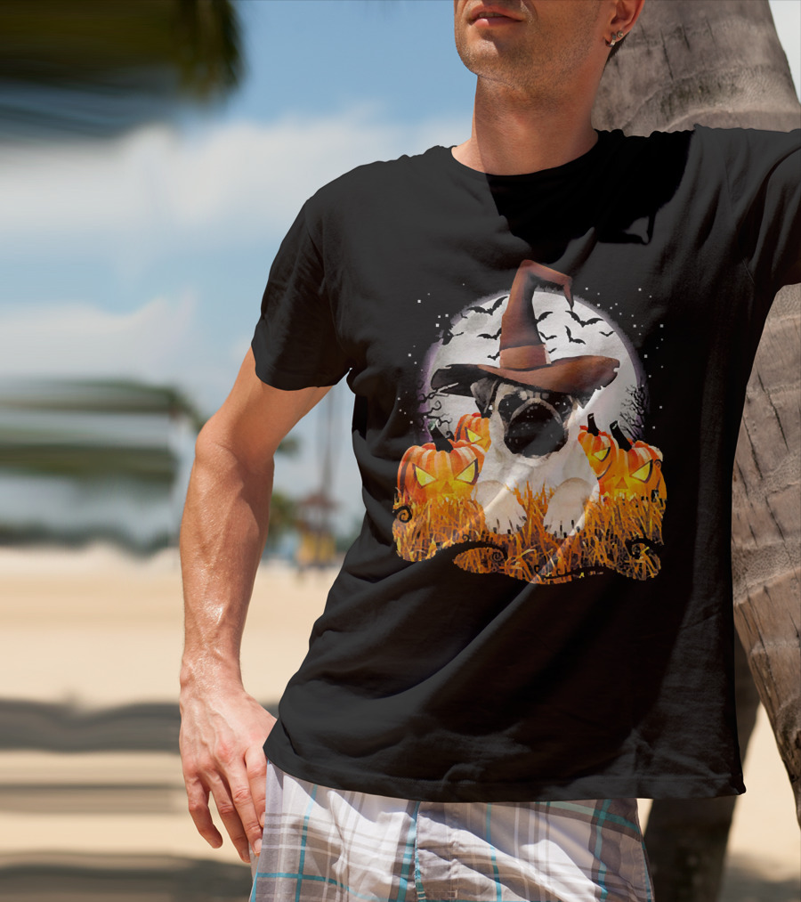 Funny Pug Halloween Witch Hat Pumpkins Moon Bats T-Shirt