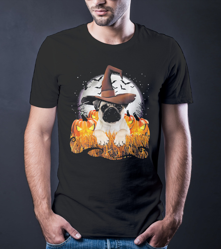 Funny Pug Halloween Witch Hat Pumpkins Moon Bats T-Shirt