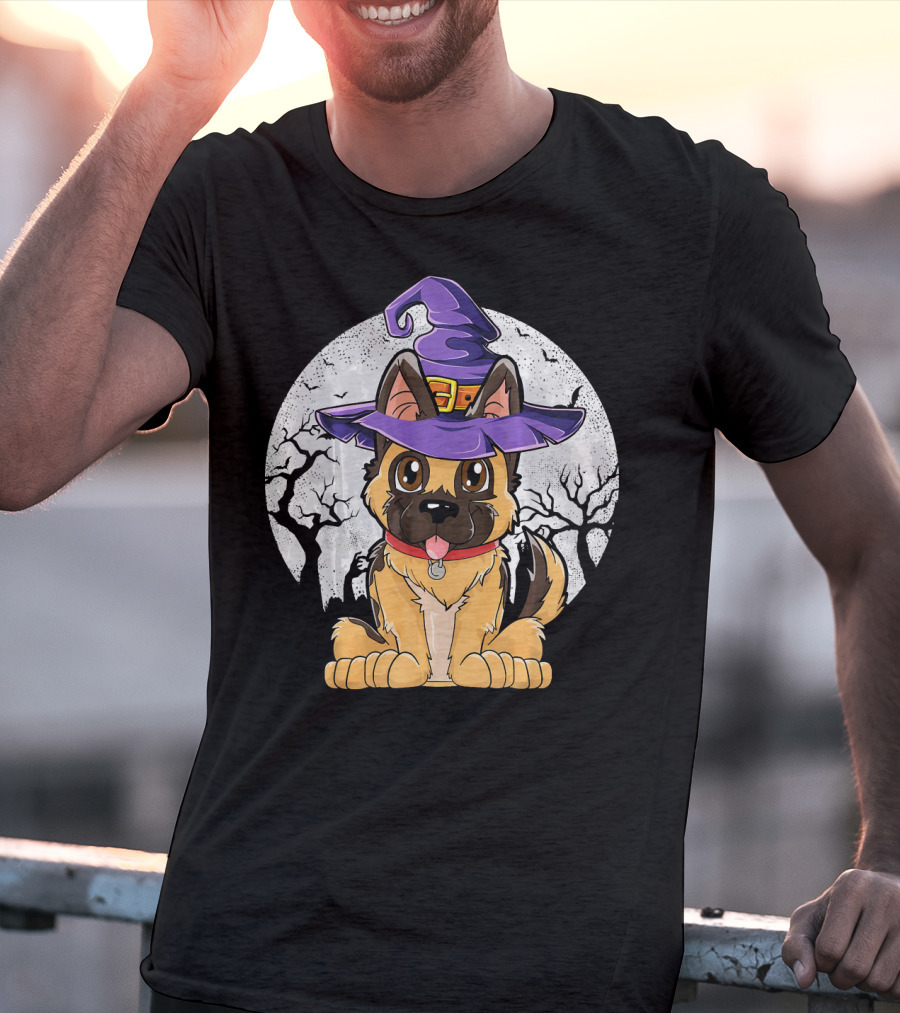 German Shepherd Witch Halloween Moon Background T-Shirt