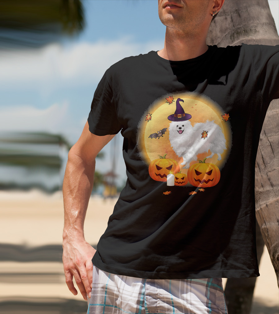 Halloween American Eskimo Dog With Pumpkins And Witch Hat T-Shirt