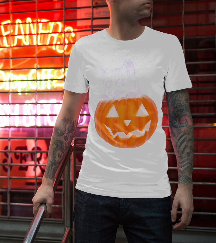 Kitten Peeking From Jack-O'-Lantern Pumpkin Halloween T-Shirt