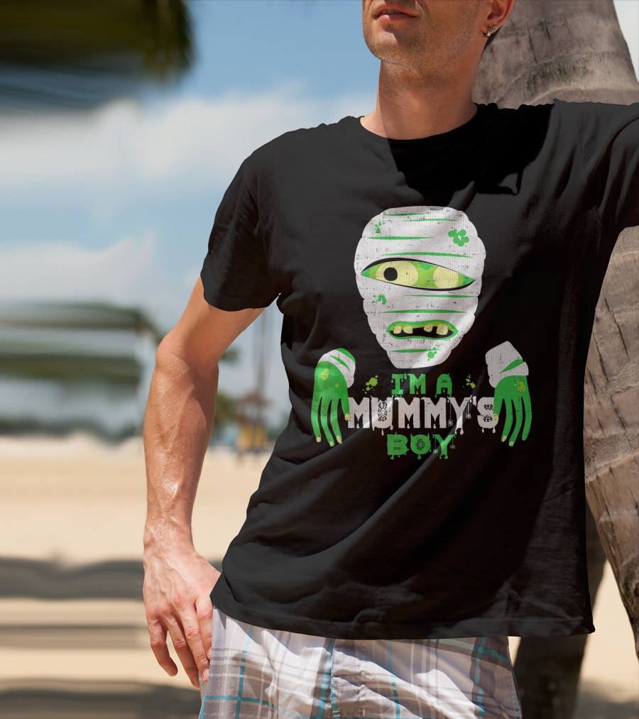 Creepy I'm A Mummy's Boy Green Cartoon Mummy Face And Hands T-Shirt