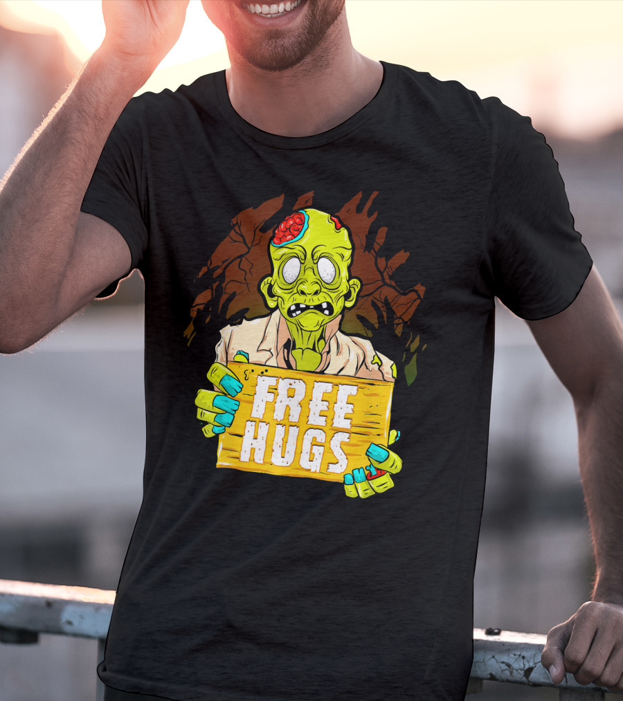 Free Hugs Creepy Zombie Funny Mens Halloween Horror T-Shirt