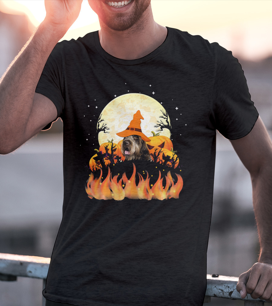 Wirehaired Pointing Griffon Dog Lovers Halloween Witch Hat Pumpkin Fire Moon T-Shirt