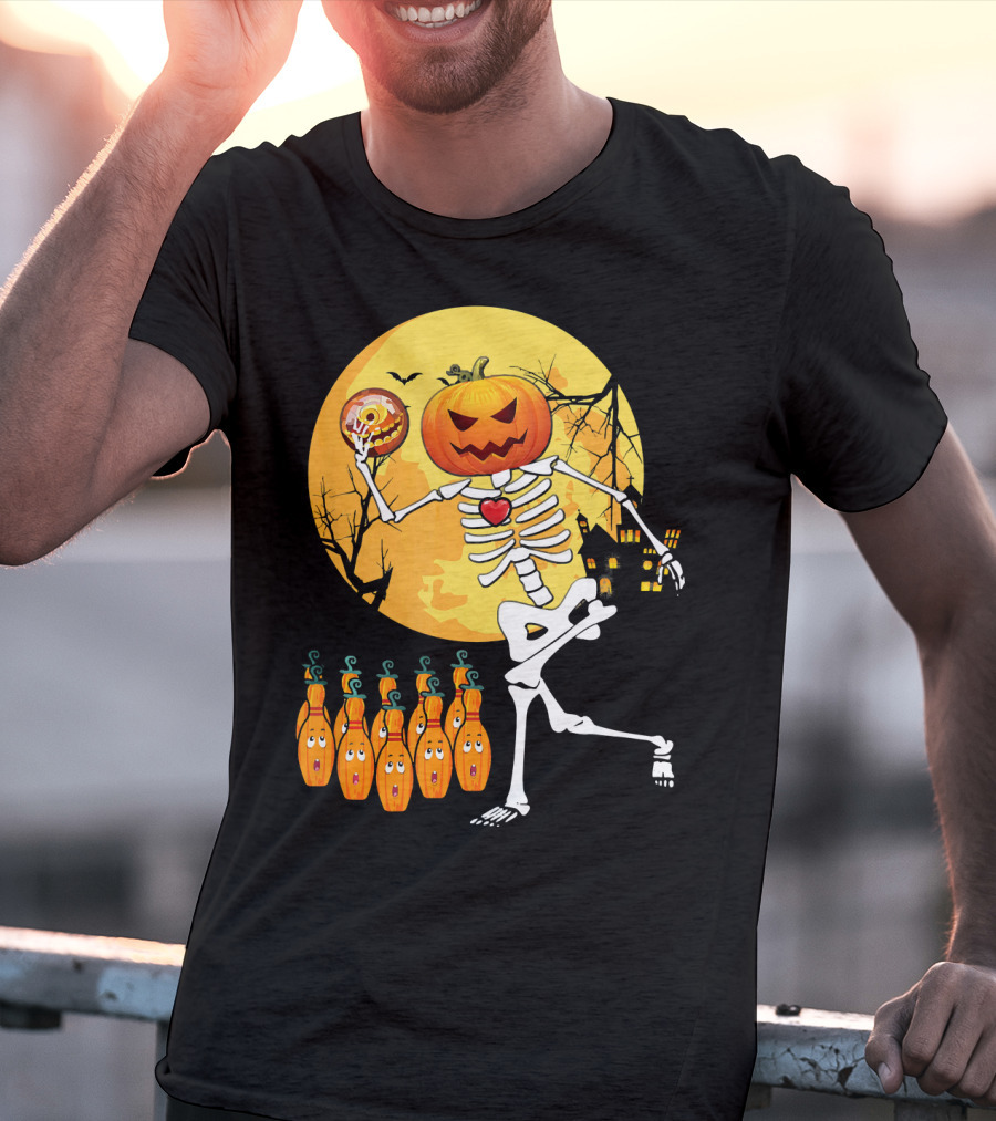 Funny Pumpkin-Headed Bowling Skeleton Halloween Dance T-Shirt