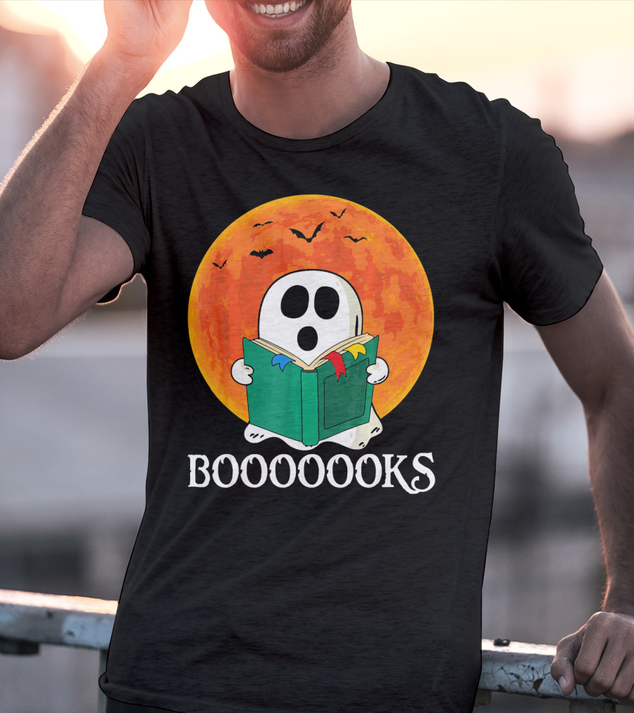 Funny Halloween Booooks Cute Ghost Reading With Full Moon And Bats T-Shirt
