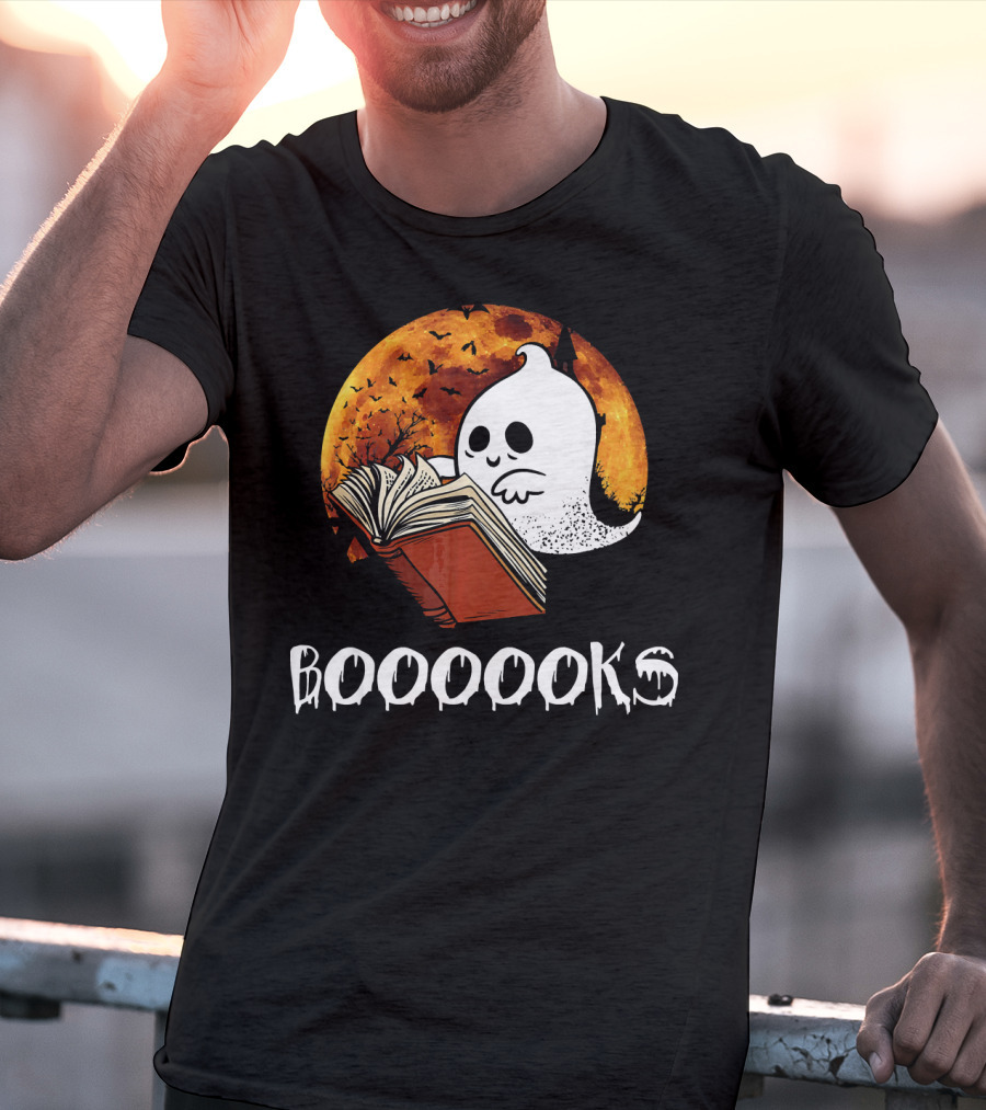 Booooooks Boo Reading Books Hall Ghost With Open Book And Moon Bats T-Shirt