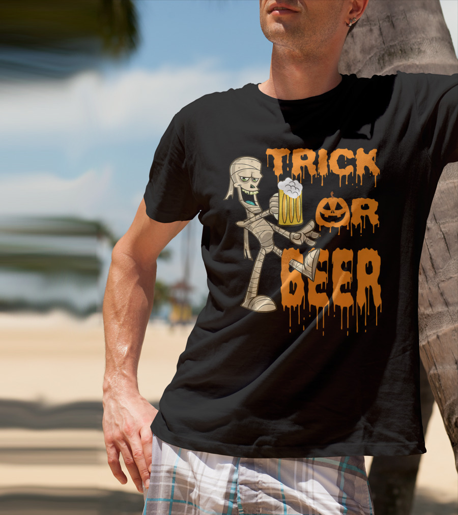 Trick Or Beer Mummy With Pumpkin And Mug T-Shirt