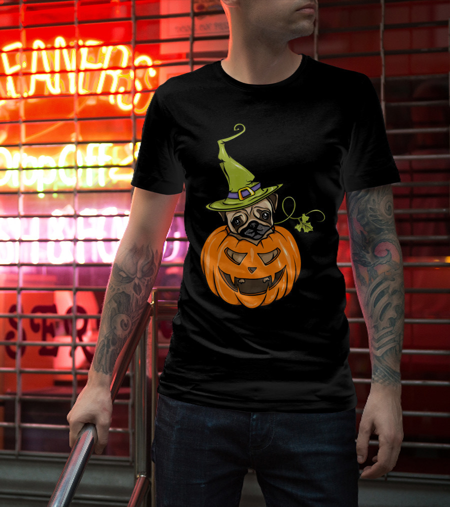 Pumpkin Pug Witch Halloween Costume Women T-Shirt