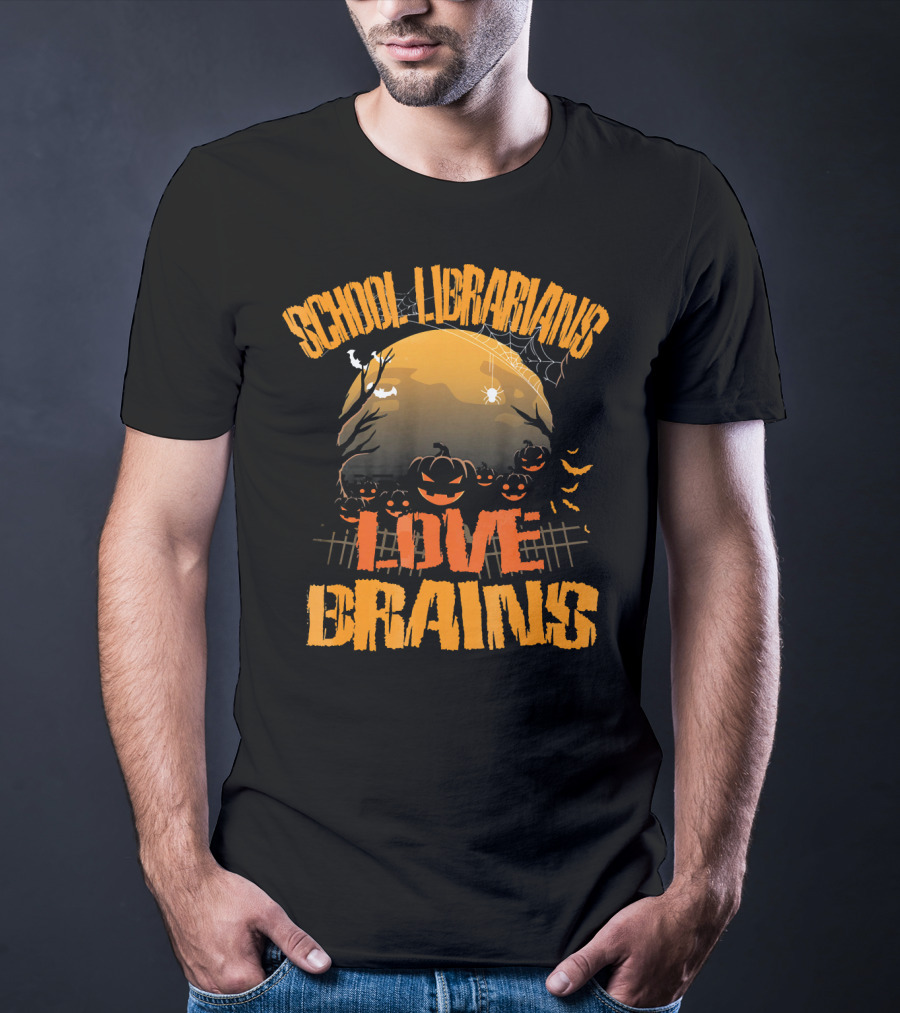School Librarians Love Brains Halloween Pumpkins Spider Web Moon T-Shirt