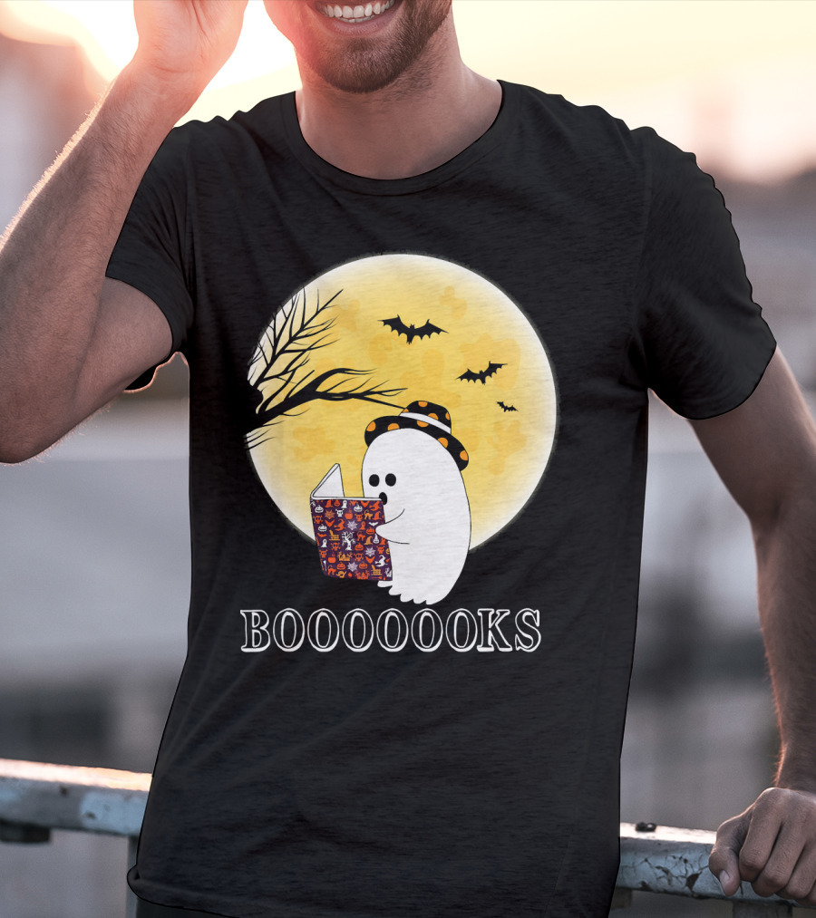 Booooooks Boo Ghost Reading Under The Full Moon Halloween T-Shirt