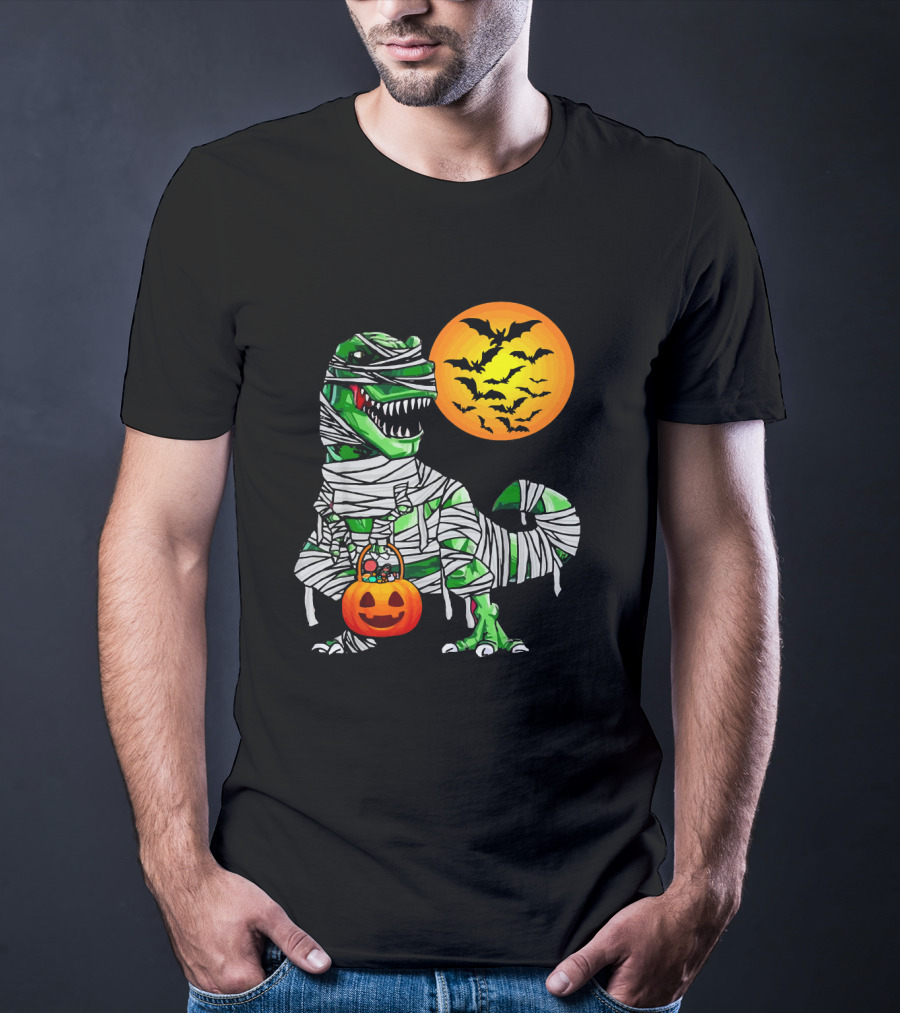 Tyrannosaurus Rex Dinosaur Mummy With Pumpkin And Bats Halloween Boy T-Shirt