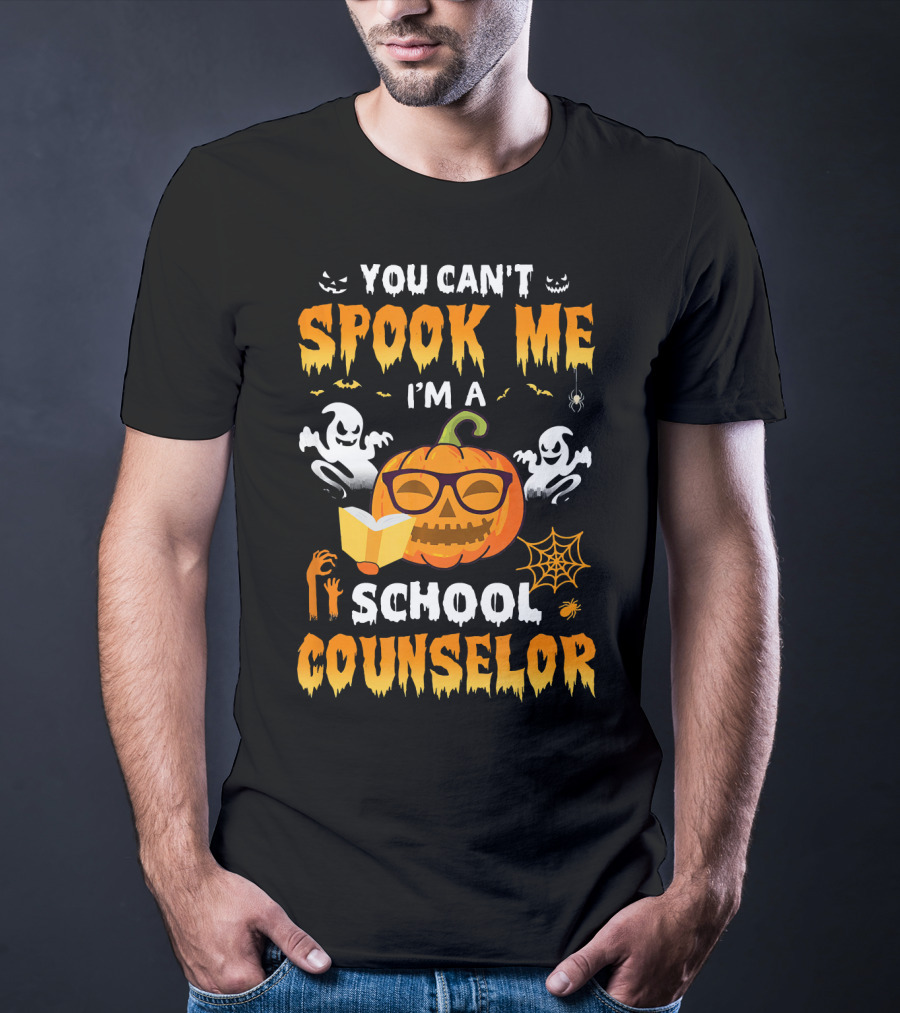 You Can't Spook Me I'm A School Counselor Halloween Pumpkin Ghosts Book Spiders T-Shirt