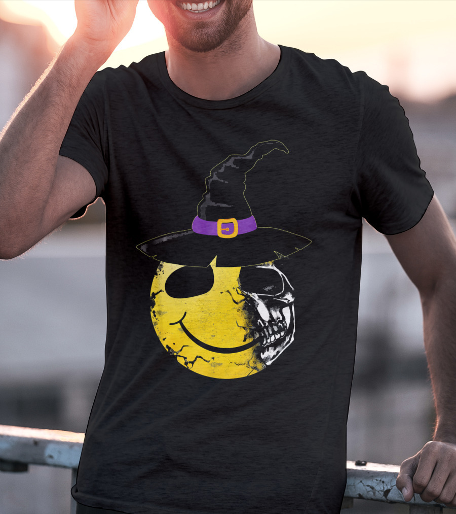 Halloween Witch Hat Smiley Half Skull Face T-Shirt