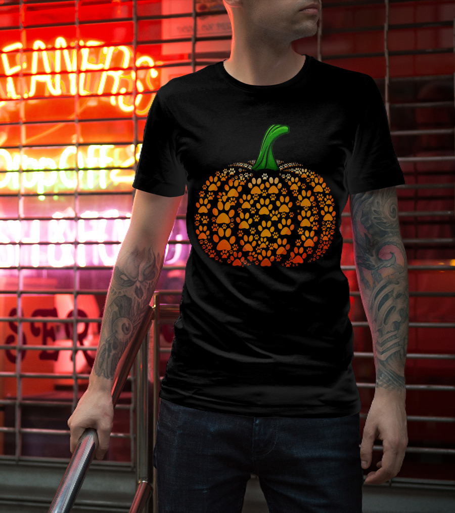 Funny Pumpkin Paw Halloween Dog Cat Cost T-Shirt