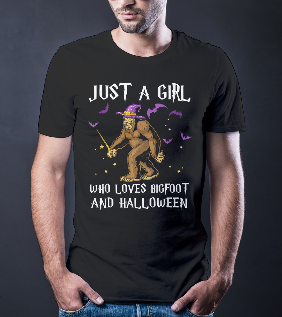 Just A Girl Who Loves Bigfoot And Halloween T-Shirt