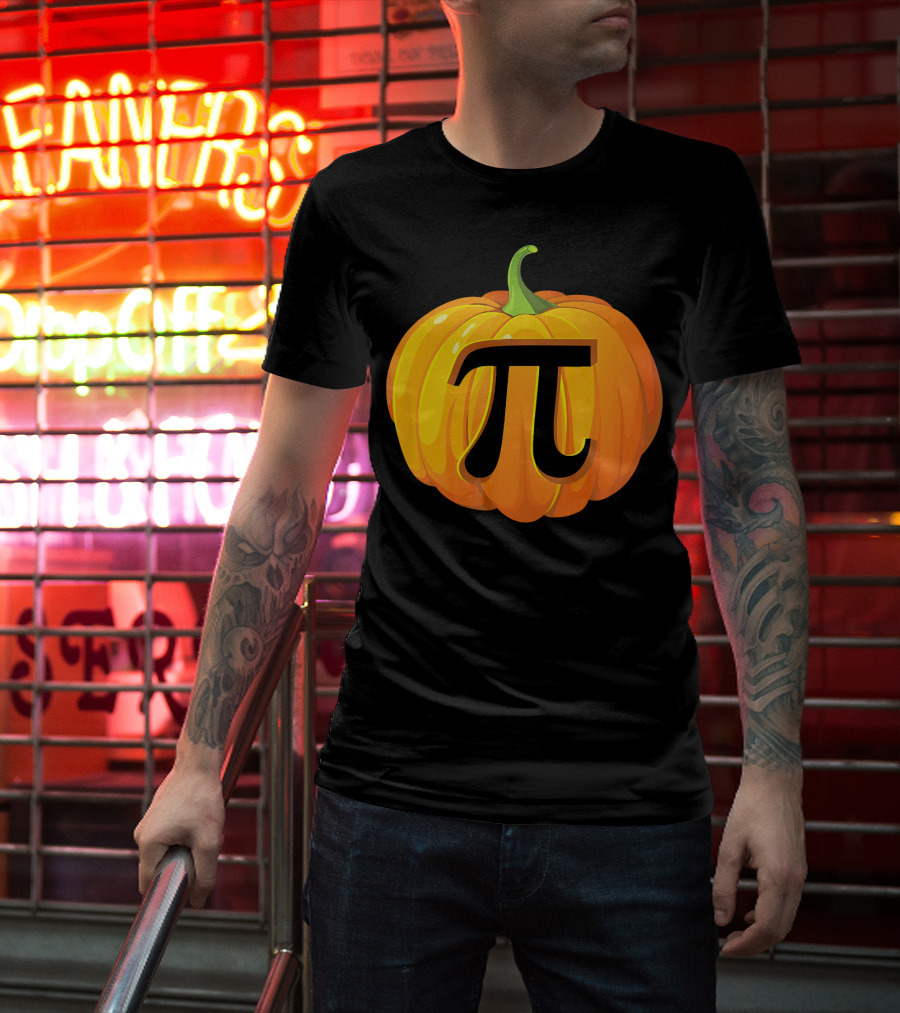 Funny Halloween Math Pun Pumpkin Pi T-Shirt