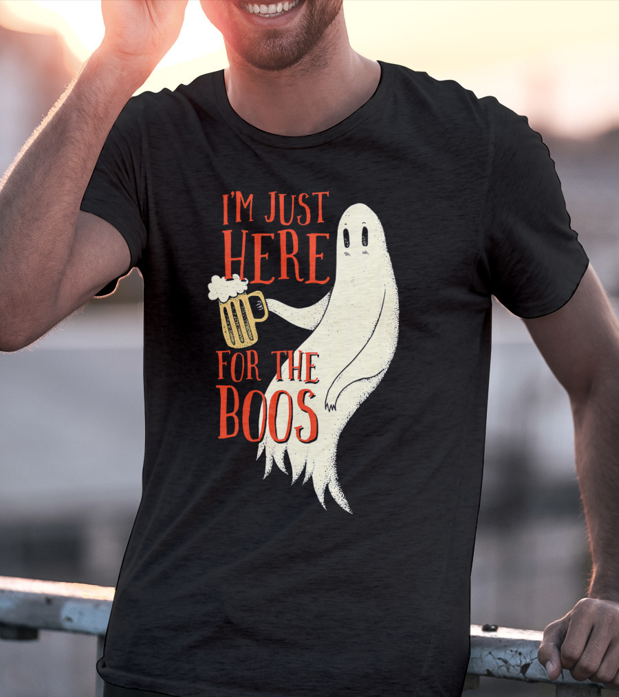I'm Just Here For The Boos Ghost Holding Beer T-Shirt