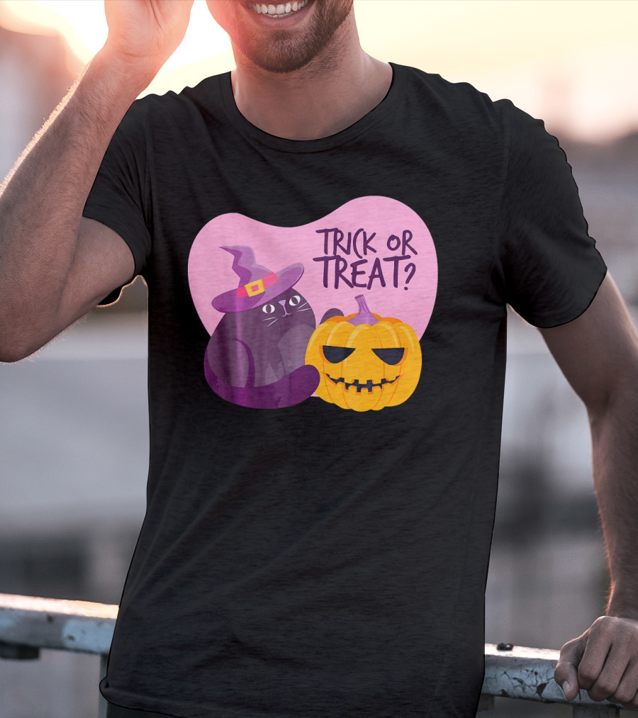 Trick Or Treat Happy Halloween Day Kids Halloween Pump T-Shirt