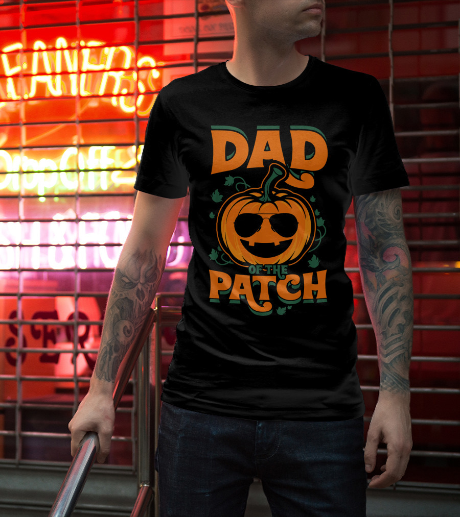 Dad Of The Patch Pumpkin Sunglasses Halloween Family Fun T-Shirt