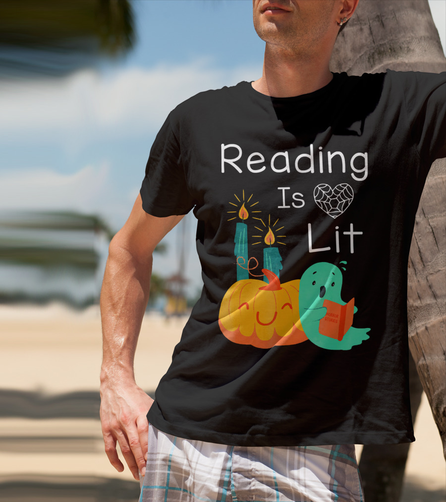 Reading Is Lit Teacher Librarian Halloween Costume Pumpkin Ghost Candles T-Shirt