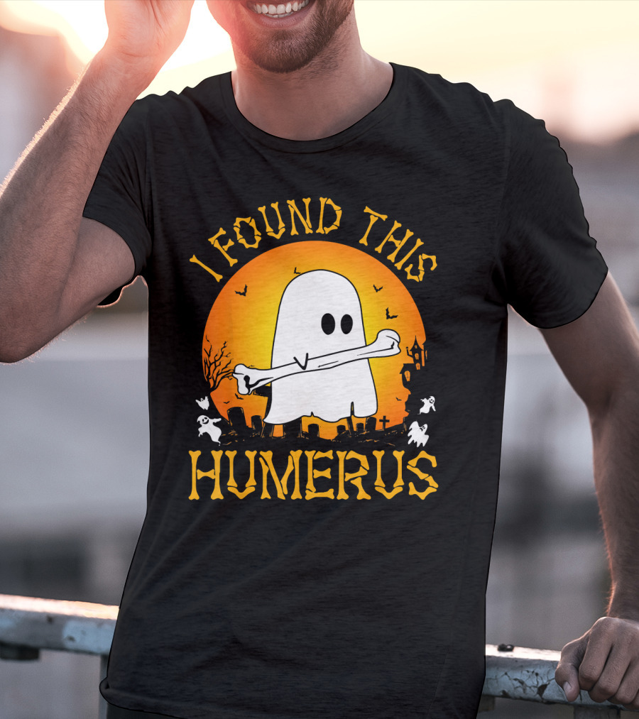 I Found This Humerus Halloween Ghost With Bone Spooky Graveyard Scene T-Shirt