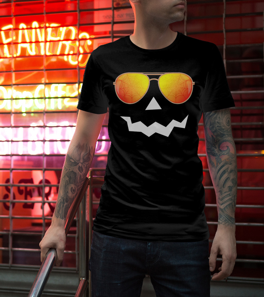 Halloween Jack O Lantern With Sunglasses And Spider Web Reflection T-Shirt