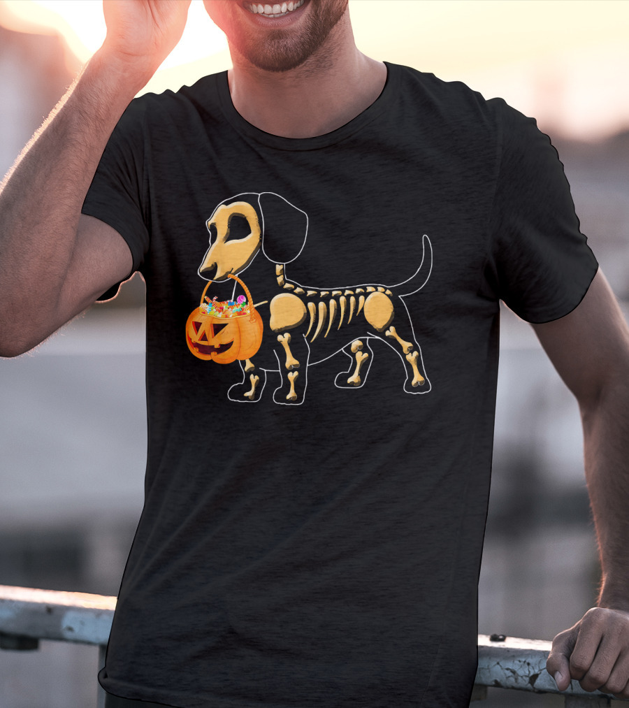 Happy Halloween Funny Dachshund Pumpkin Dog Skeleton Candy T-Shirt