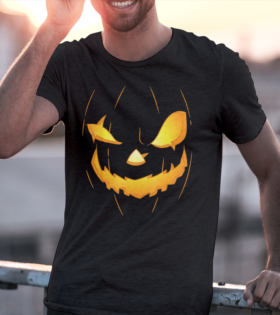 Halloween Pumpkin Jack O Lantern Face Glowing Scary Expression T-Shirt